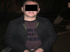 Женщина вынуждена была двое суток заниматься сексом с кишиневцем, к которому зашла в гости