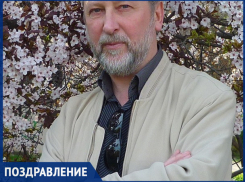 65 лет исполнилось Владимиру Чолаку