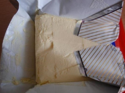 Схожими упаковками масла и спреда столичный молокозавод ввел покупателей в заблуждение