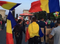 Попытка кучки унионистов протестовать против проведения концерта на ПВНС с позором провалилась 