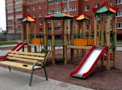 Битва за детскую площадку развернулась во дворе Кишинева