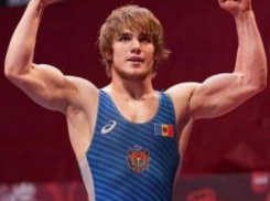 Молдавский борец добыл бронзу на чемпионате мира среди юниоров