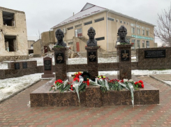 Открыт мемориал выходцам из села Филипены, погибшим в Афганистане