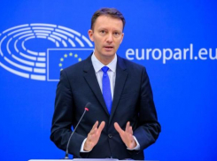 ЕС перестанет выделять Молдове финансы, если победят не проевропейские партии – румынский евродепутат Зигфрид Мурешан