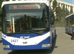 Первые троллейбусы вышли на линию Кишинев – Сынжера