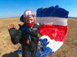 Оазу Нантой получил достаточно серьезные травмы вследствие неудачного прыжка с парашютом