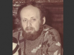 Известный нумизмат обновил мемориал Петру Карышковскому в Одессе