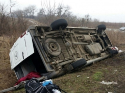 Молодая женщина, ехавшая в микроавтобусе, погибла в ДТП в Комрате