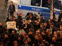 Сенсационный успех пророссийской партии на выборах привел к погромам в Берлине