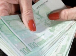 Граждане Молдовы стали чаще держать деньги на банковских вкладах