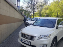 Мунсоветники-социалисты потребовали от администрации Sun City освободить тротуар для пешеходов