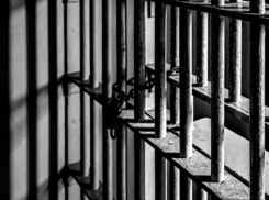 Житель Сорок убивал, насиловал и вовлекал детей в преступность. Его посадили на 23 года