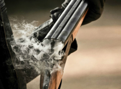 Несовершеннолетние жители Молдовы делали «бизнес» на продаже краденого оружия и боеприпасов