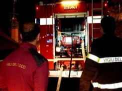 Пламя уничтожило автомобиль молдаванина в Италии