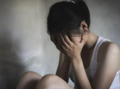 21-летний насильник получил 12 лет за изнасилование 13-летней школьницы на глазах у друзей