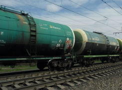 «Сам я молдавский нефтяник»: украинцы высмеяли поставки нефти из Молдовы