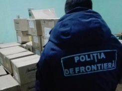 Контрабандные продукты обнаружили молдавские пограничники в вагоне поезда и двух автомобилях  