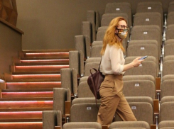 В Кишиневе возобновляют работу кинотеатры и театрально-концертные учреждения, а кафе и рестораны будут открыты до 22:00