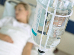 Девушка 10 дней провела в больнице из-за паштета