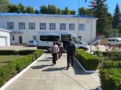 Двум гражданкам Непала запретили въезд в Молдову на 5 лет после попытки незаконного пересечения границы