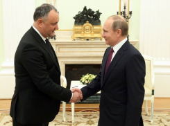 Владимир Путин поздравил Игоря Додона с днем рождения
