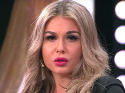 «Панический страх»: модель из Молдовы заявила, что Аршавин начал «лапать» ее грудь