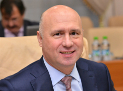 Сколько зарабатывают мужья и жены членов правительства Павла Филипа