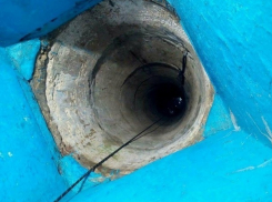 Жуткие подробности: получившего тяжелое ранение 7-летнего мальчика живым сбросили в колодец в Теленештском районе