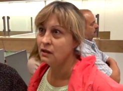 Летела на похороны: пассажирка лайнера опоздала в Молдову из-за демарша румынских властей