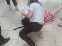 Беременная женщина дважды потеряла сознание в очереди в банке Кишинева