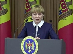 Немеренко продолжает настаивать на тестировании работников образования за свой счет 