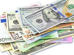 Евро и доллар снова подешевеют: курсы валют на пятницу и выходные 