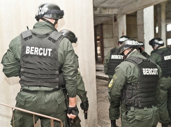 Четыре сотрудника «Беркута» из-за избиения на парковке оказались на скамье подсудимых