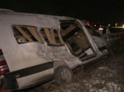 Двое погибших и десять раненых в результате ДТП с участием рейсового микроавтобуса Кишинев-Глодяны  
