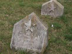 Кладбище советских солдат разгромила банда румынских вандалов