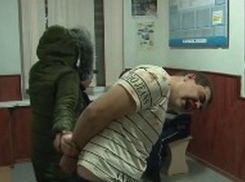 Избиение офицера полиции с уничтожением его телефона совершил агрессивный мужчина на Рышкановке