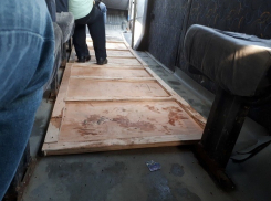 Маршрутку с деревянным «утеплением пола» обнаружили в Кишиневе