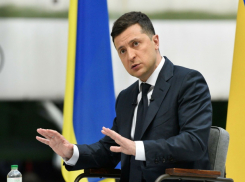 С места в карьер: Санду бросается в объятья «Крымской платформы» Зеленского