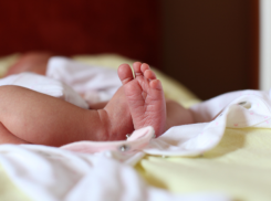 Женщина, бросившая ребенка на Буюканах: кто она