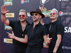 Группа SunStroke Project вышла на красную дорожку на открытии Евровидения-2017