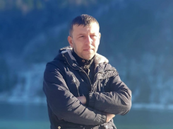 Одного из руководителей PAS изгнали по электронной почте