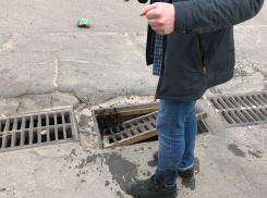 Кровавые раны получил житель Кишинева, наступивший на оказавшуюся ловушкой решетку ливневки