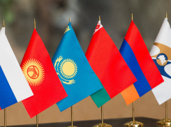 Опрос: на возможном референдуме большинство граждан Молдовы проголосуют за вступление в Таможенный союз