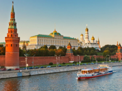 Гражданин Молдовы упал в Москва-реку, продержался на плаву семь минут и погиб