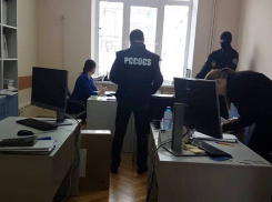 Стали известны подробности дела, спровоцировавшего обыски в Налоговой службе Молдовы
