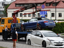 В Молдове упростят эвакуацию брошенных автомобилей