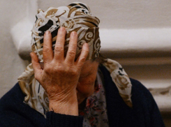 Жестокое избиение табуреткой женщины в Каменском районе совершил муж сестры