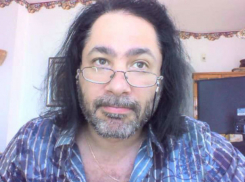 Убийца «с носом в черепе» за рулем такси шокировал приехавшего в Киев известного российского певца