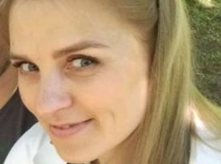 Вдова насмерть забитого мужчины у ночного клуба в Кишиневе поклялась на похоронах наказать убийц