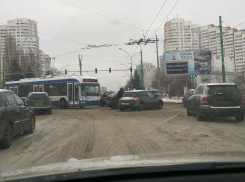 Аварийное утро: в первой половине дня в Кишиневе и пригородах произошло не менее 6 ДТП